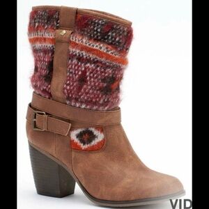 Candies Womens Mid Calf Brown Boots Tribal Pattern size 8 medium